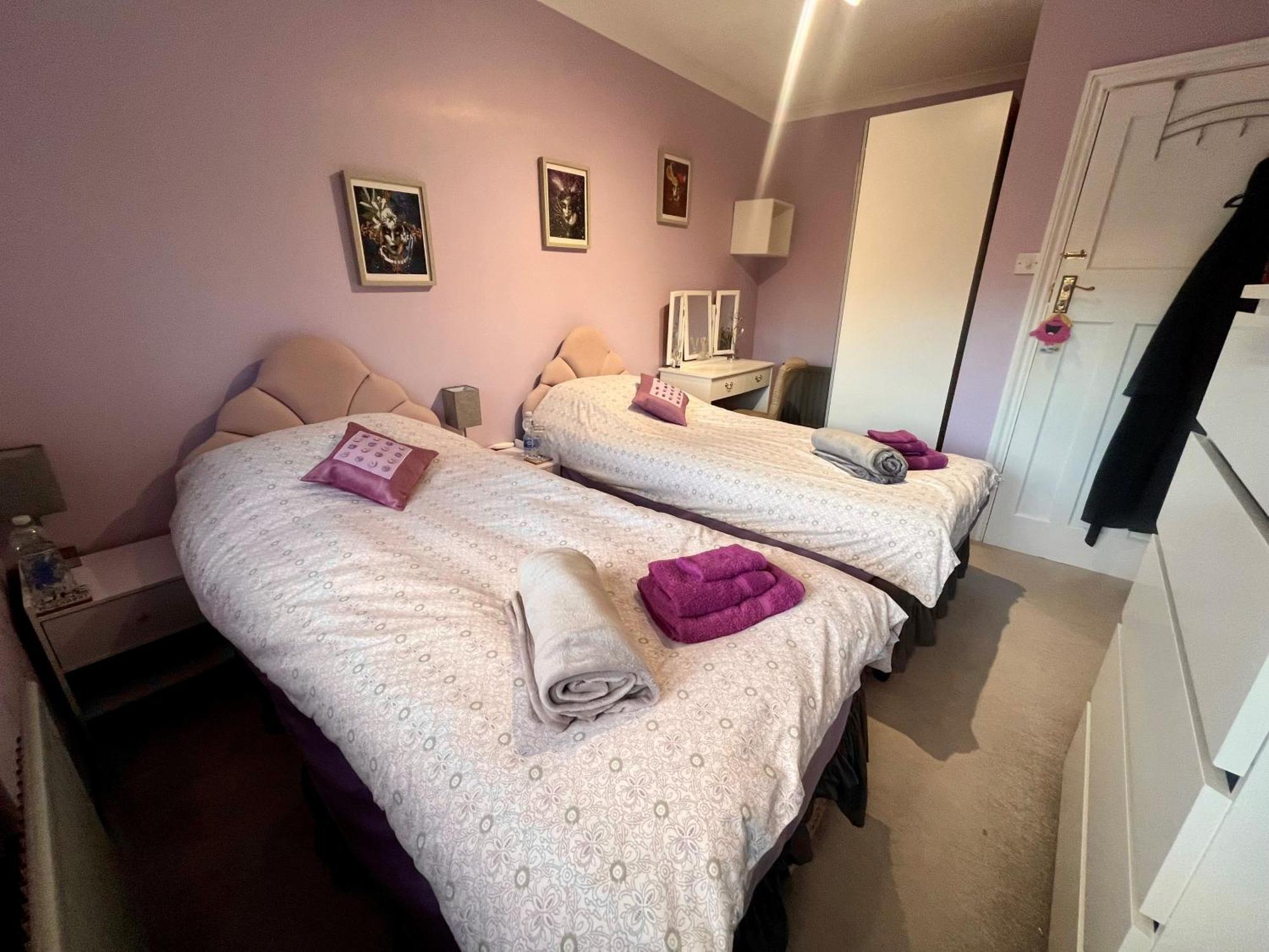 Willow Ridge - A Large Country House With 3 Rental Rooms Clutton المظهر الخارجي الصورة
